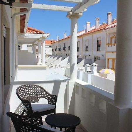 Baleal Holiday House Екстер'єр фото