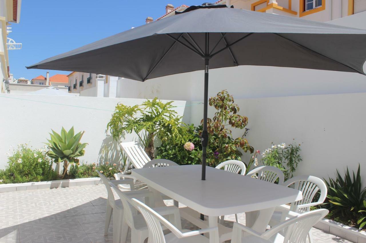 Baleal Holiday House Екстер'єр фото